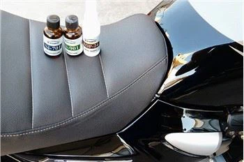 Motorfiets over elkaar geplaatst keramische coating